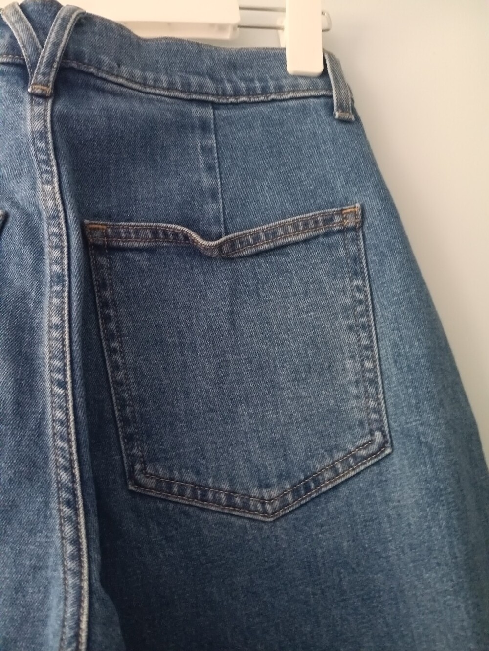 Veronica Beard Grant Blue High Rise Wide Leg Cropped Jeans Raw Hem Denim Size 27 - Picture 4 of 9